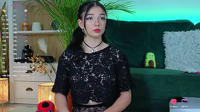 AveryWillow online show from 16, 10, 2025