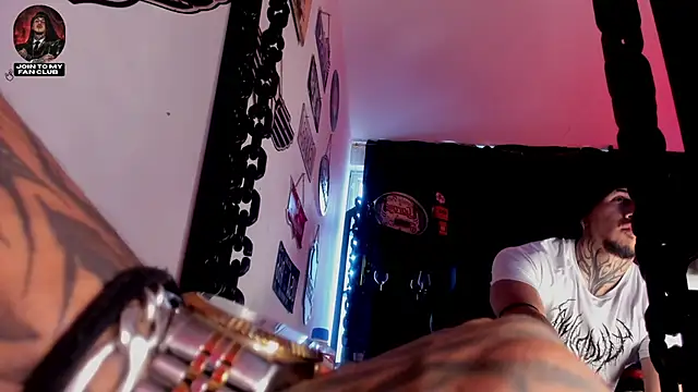 Snapshot of the_beast_master_ chatting on 19, 3, 2026 the beast master online show from 19, 3, 2026