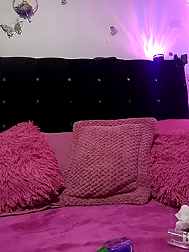 Hanna Kinsley online show from 9, 2, 2026