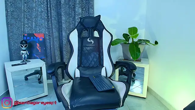 SantiagoReyesFtt online show from 26, 5, 2026