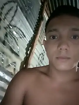 Snapshot of tayson_ chatting on 28, 2, 2025 tayson online show from 28, 2, 2025