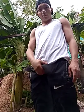 Snapshot of tayson_ chatting on 3, 3, 2025 tayson online show from 3, 3, 2025