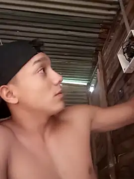 Snapshot of tayson_ chatting on 16, 10, 2025 tayson online show from 16, 10, 2025