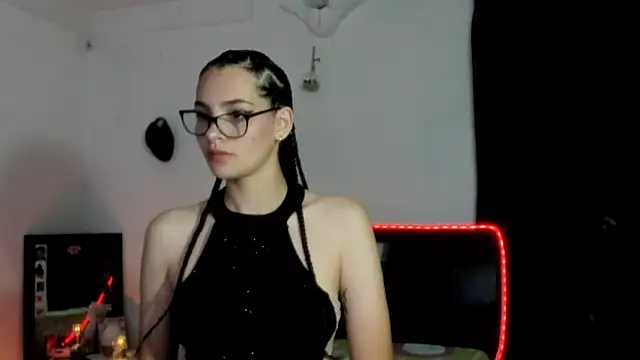 Snapshot of abigail_monore_ chatting on 17, 11, 2025 abigail monore online show from 17, 11, 2025