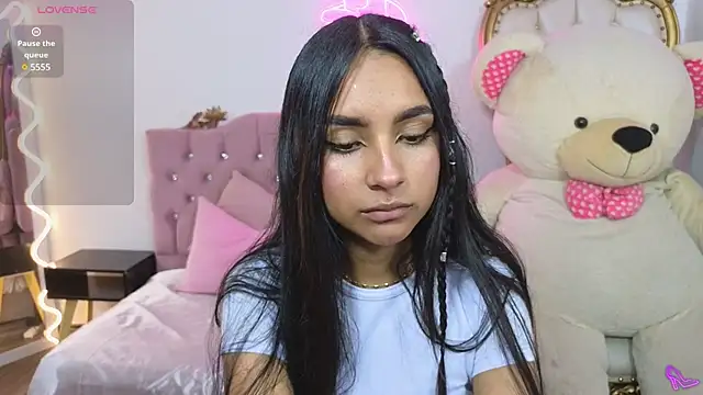 Jazmin tay online show from 10, 2, 2025