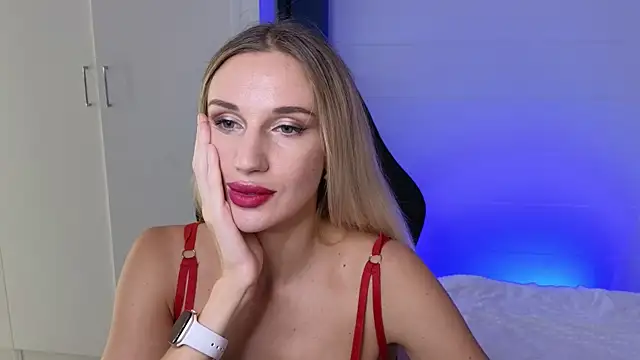 Megan Kira online show from 27, 6, 2026