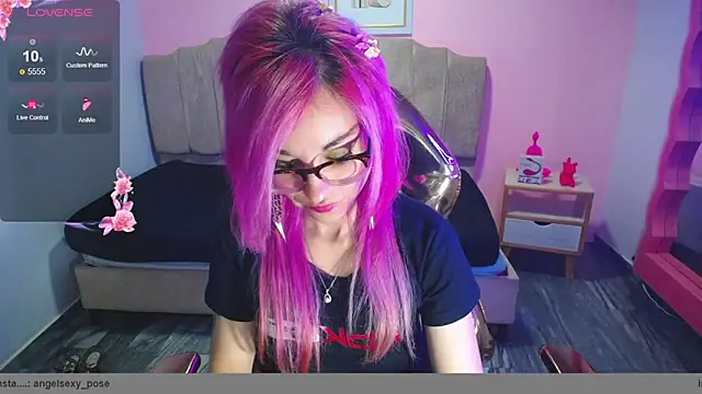 Snapshot of abril_ch_ chatting on 22, 10, 2025 abril ch online show from 22, 10, 2025