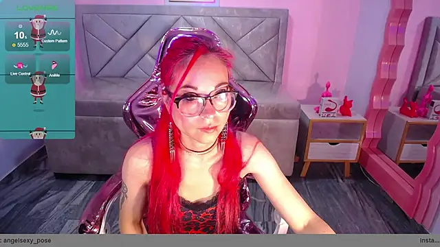 Snapshot of abril_ch_ chatting on 21, 12, 2025 abril ch online show from 21, 12, 2025