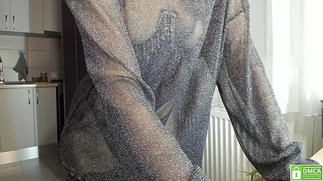 Anahi1993 online show from 23, 12, 2025