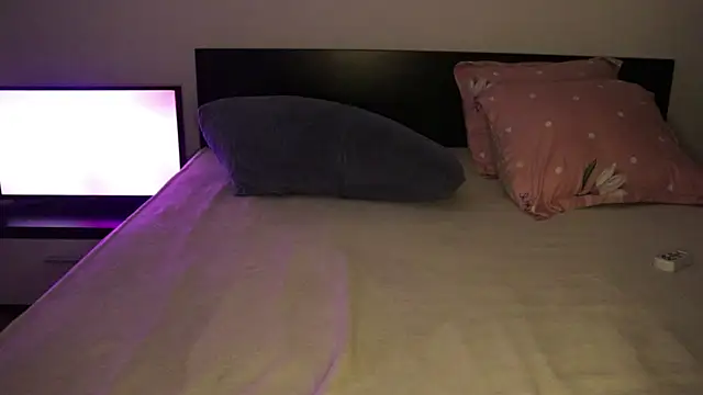 Snapshot of IvyKaelani chatting on 24, 4, 2026 IvyKaelani online show from 24, 4, 2026