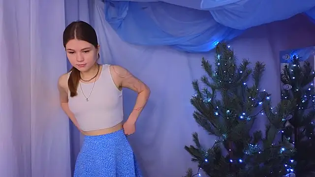 AlisiaSpinnet  online show from 30, 12, 2024