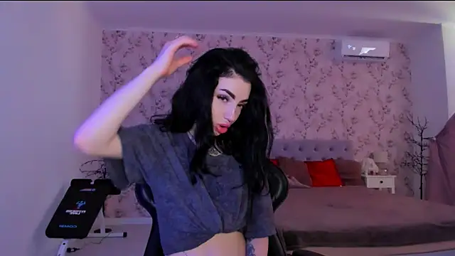 NancyLovee  online show from 30, 6, 2026