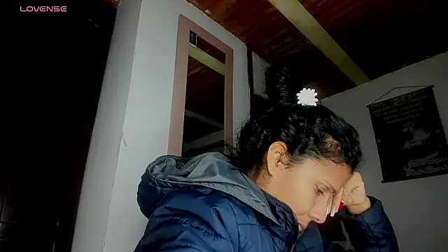 Snapshot of Nenita_Hot_ chatting on 7, 10, 2025 Nenita Hot online show from 7, 10, 2025