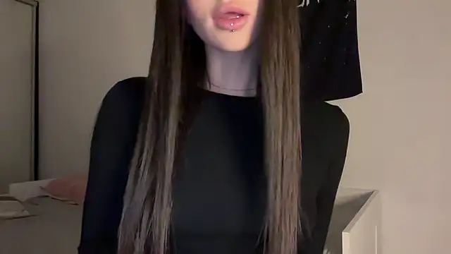 ur molly online show from 19, 9, 2025