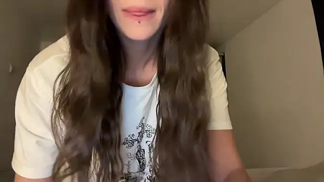 ur molly online show from 28, 9, 2025