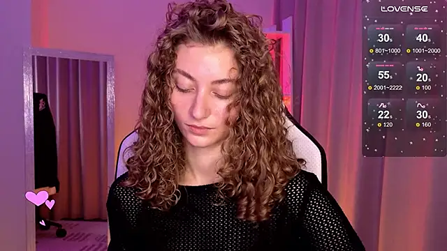 Snapshot of lady_curls chatting on 19, 1, 2025 lady curls online show from 19, 1, 2025