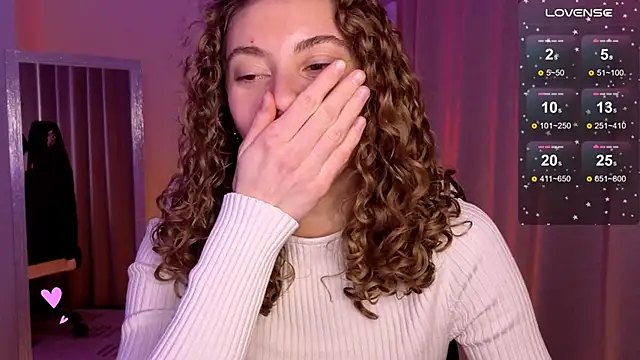 Snapshot of lady_curls chatting on 21, 1, 2025 lady curls online show from 21, 1, 2025