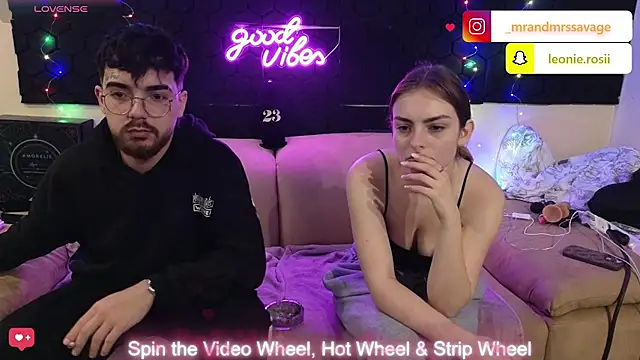 Snapshot of MrAndMrsSavage chatting on 23, 12, 2024 MrAndMrsSavage online show from 23, 12, 2024