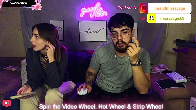 Snapshot of MrAndMrsSavage chatting on 17, 1, 2025 MrAndMrsSavage online show from 17, 1, 2025