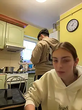 Snapshot of MrAndMrsSavage chatting on 13, 2, 2025 MrAndMrsSavage online show from 13, 2, 2025