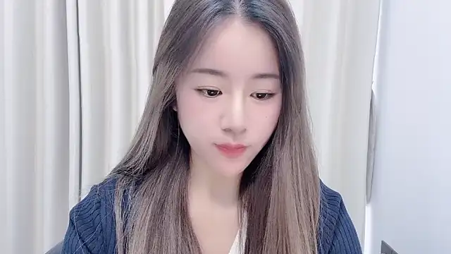 Snapshot of chloe-01 chatting on 10, 1, 2025 chloe-01 online show from 10, 1, 2025