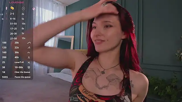 Snapshot of J_Hunter_ chatting on 5, 4, 2026 J Hunter online show from 5, 4, 2026