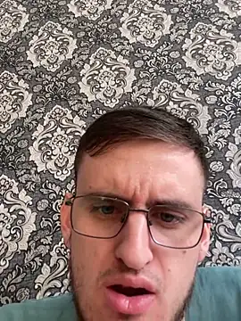 Snapshot of GrahamSouth chatting on 7, 3, 2025 GrahamSouth online show from 7, 3, 2025