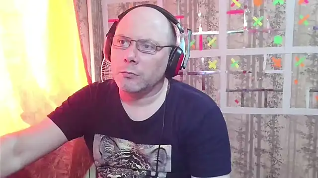 Snapshot of AgnichBan chatting on 1, 3, 2025 AgnichBan online show from 1, 3, 2025