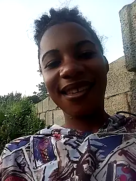 Yourlittlegirl19 online show from 18, 12, 2024
