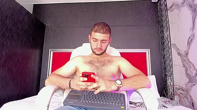 MaximusDick1  online show from 9, 12, 2024