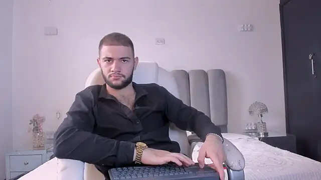 Snapshot of MaximusDick1_ chatting on 21, 2, 2026 MaximusDick1 online show from 21, 2, 2026