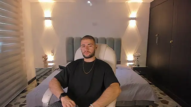 Snapshot of MaximusDick1_ chatting on 2, 3, 2026 MaximusDick1 online show from 2, 3, 2026