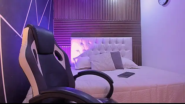 MaximusDick1  online show from 7, 3, 2026