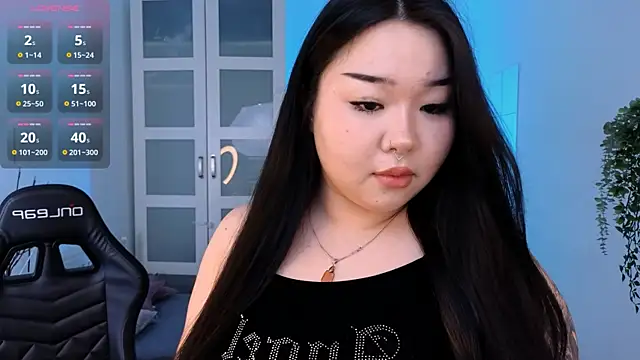 Snapshot of mei_honey_ chatting on 8, 3, 2025 mei honey  online show from 8, 3, 2025