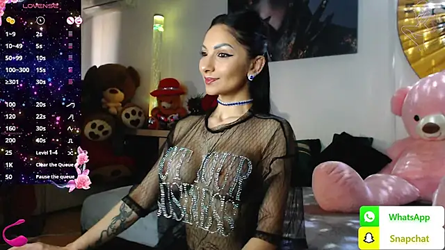 EvelynAisha online show from 14, 2, 2025