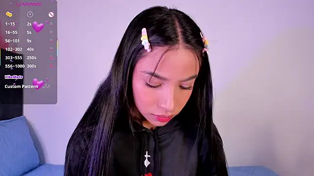 Mereo leona online show from 9, 9, 2025