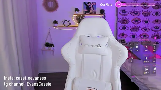 Snapshot of Cassie_Ice chatting on 23, 3, 2025 Cassie Ice online show from 23, 3, 2025