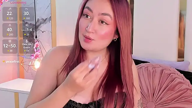 SalommeFlores online show from 23, 2, 2025