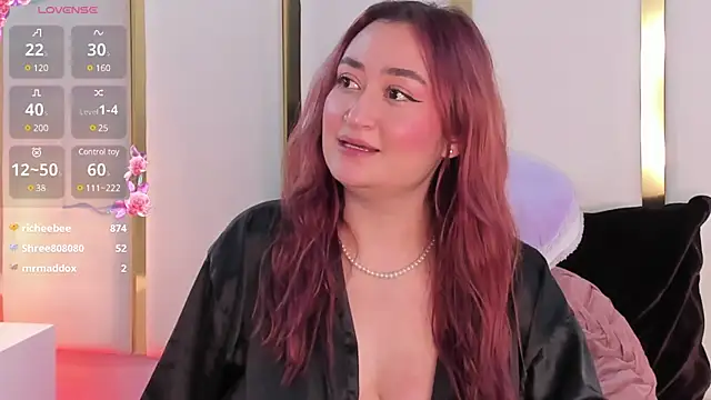 SalommeFlores online show from 14, 3, 2025