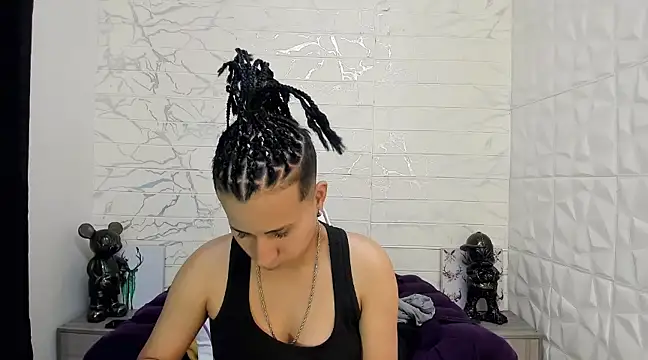 Im Milan Rs online show from 26, 2, 2025