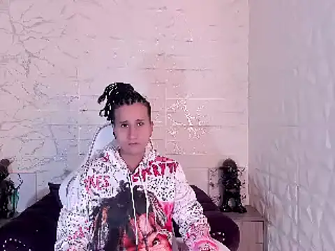 Im Milan Rs online show from 28, 2, 2025