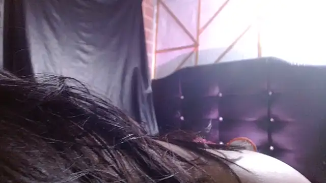 Snapshot of dulcelatina222 chatting on 16, 10, 2025 dulcelatina222 online show from 16, 10, 2025