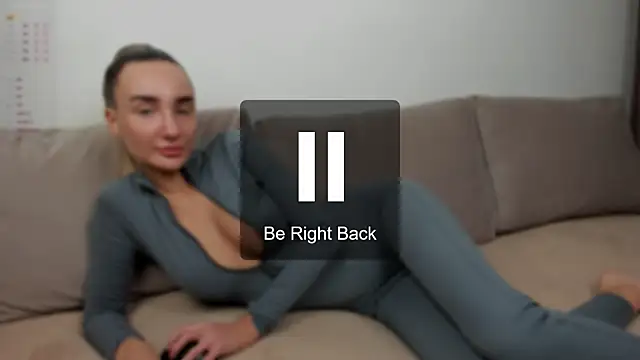 Snapshot of chloewallace chatting on 8, 9, 2025 chloewallace online show from 8, 9, 2025