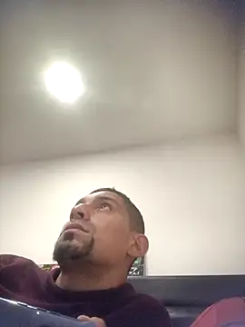 Snapshot of jeremiabello chatting on 25, 3, 2026 jeremiabello online show from 25, 3, 2026