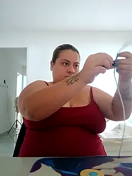 Snapshot of carola_hotwife chatting on 4, 5, 2026 carola hotwife online show from 4, 5, 2026