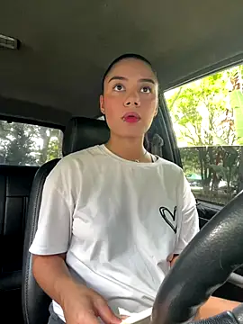  Luana online show from 15, 12, 2025