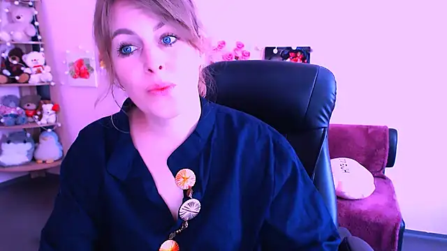 Hot Milady online show from 3, 4, 2026