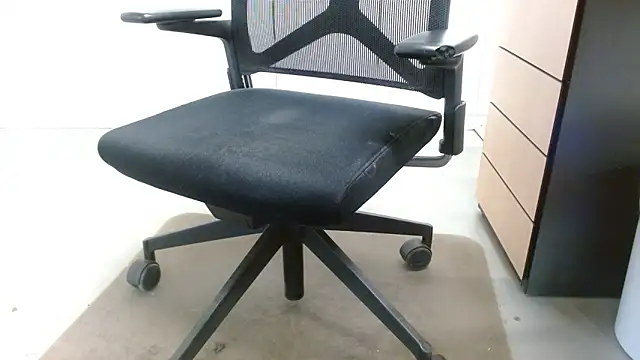 lovewalknaked online show from 20, 12, 2025