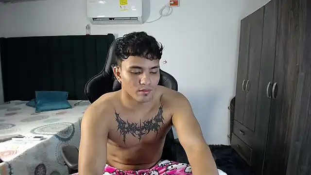 Snapshot of man_dur07 chatting on 31, 1, 2025 man dur07 online show from 31, 1, 2025