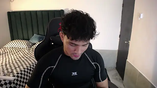 Snapshot of man_dur07 chatting on 5, 11, 2025 man dur07 online show from 5, 11, 2025